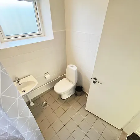 Central Large Double Room With Free Parking *